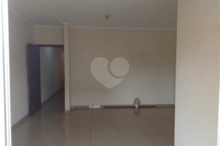 Sobrado à venda com 3 quartos, sendo 1 suíte,  em Vila América, Santo André, SP