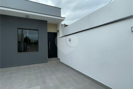 Casa de Vila à venda com 2 quartos, sendo 1 suíte, em Cajuru do Sul, Sorocaba, SP