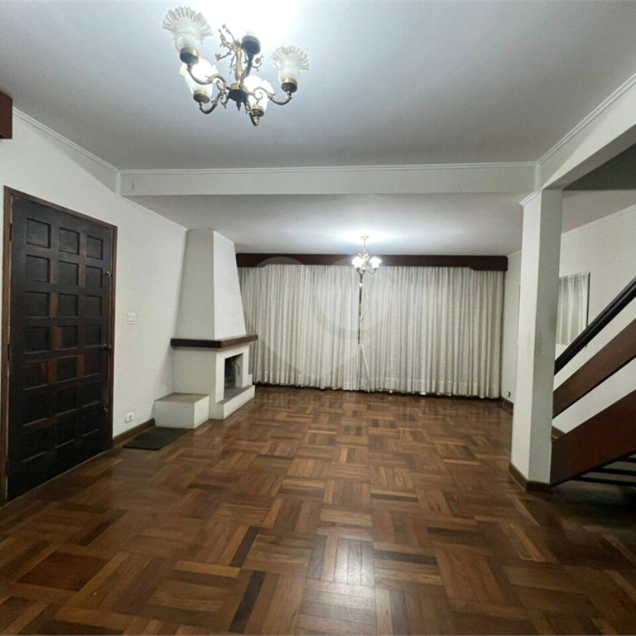 Casa à venda com 4 quartos, sendo 1 suíte, em Vila Mascote, São Paulo, SP