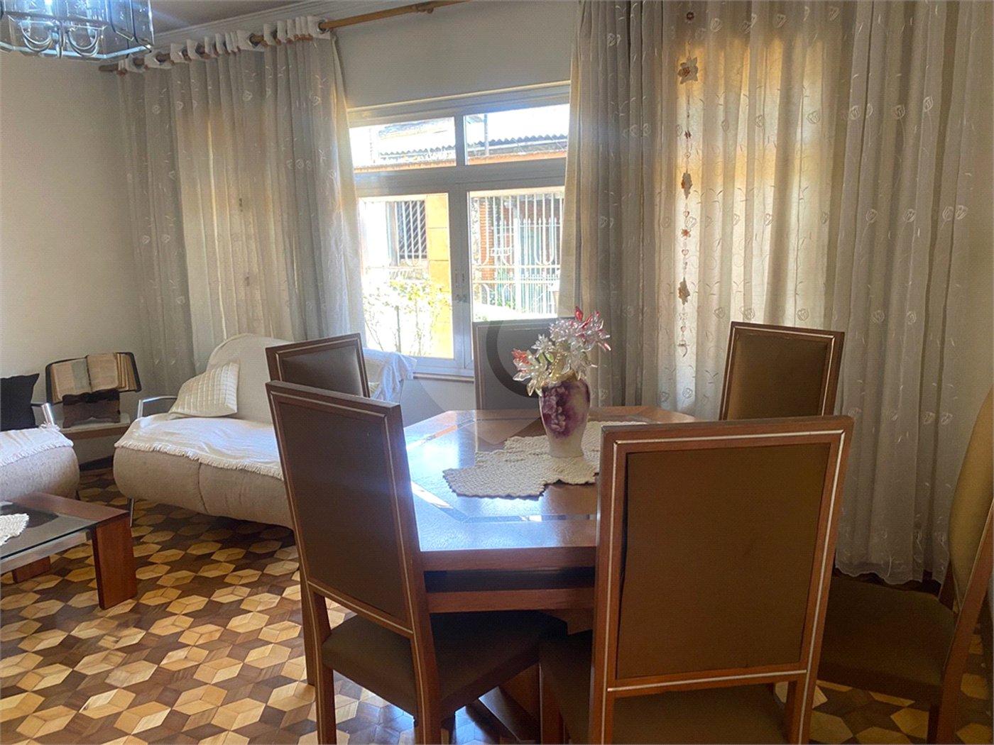 Casa à venda com 2 quartos, sendo 1 suíte, em Vila Rosália, Guarulhos, SP