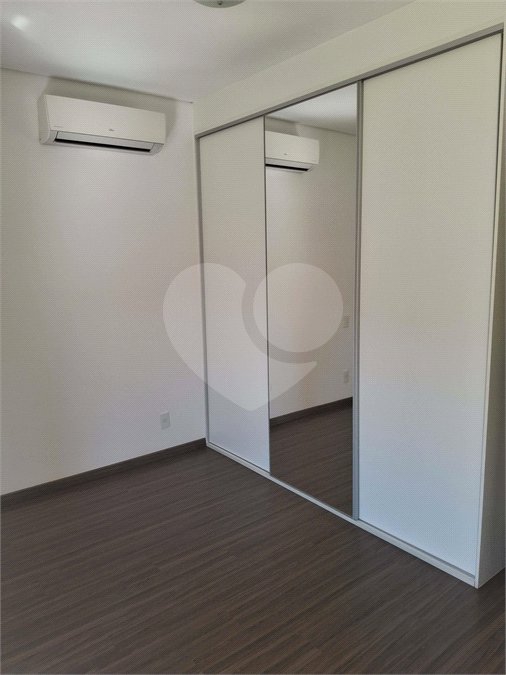 Casa à venda com 3 suítes no condomínio Portal do Jequitibá, Valinhos - SP