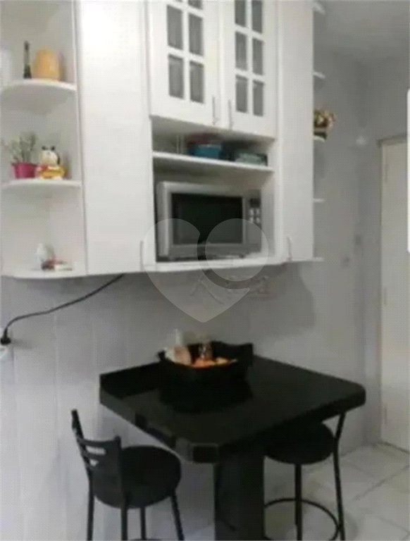 Apartamento à venda com 3 quartos, sendo 1 suíte,  em Jardim Topázio, São José dos Campos, SP