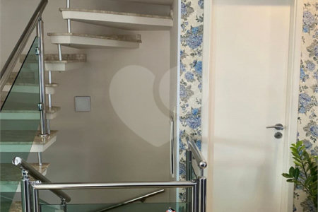 Casa à venda com 3 quartos, sendo 1 suíte,  no condomínio Vida Verde 1, Suzano - SP