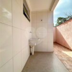 Apartamento à venda com 2 quartos, sendo 1 suíte, em Indaiá, Bertioga, SP