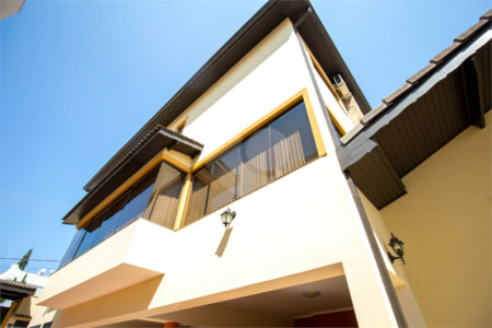 Sobrado à venda com 5 quartos, sendo 3 suítes, no Centro, São Roque, SP