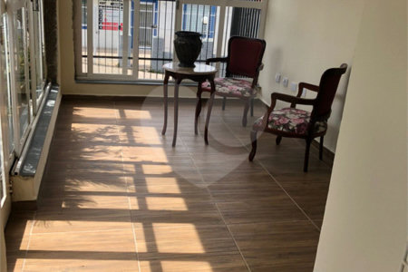 Casa à venda com 1 suíte no Centro, Vinhedo, SP
