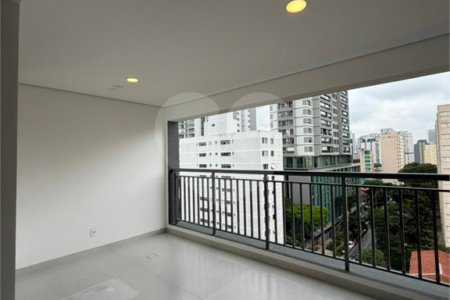 Apartamento à venda com 2 quartos, sendo 1 suíte, em Santo Amaro, São Paulo, SP