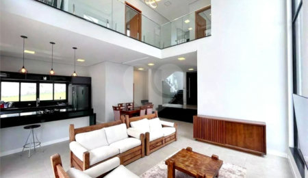 Casa à venda com 3 suítes no condomínio Ninho Verde II, Pardinho - SP
