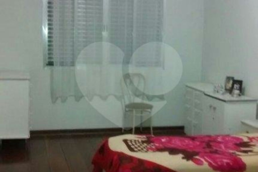 Sobrado à venda com 3 suítes em Vila Gustavo, São Paulo, SP