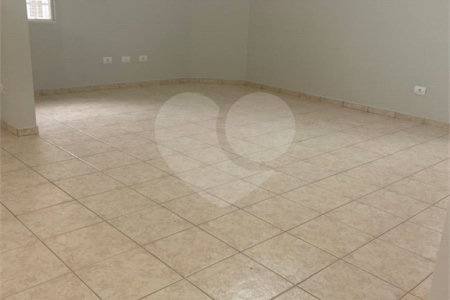 Sobrado à venda ou para alugar com 3 quartos, sendo 1 suíte, no Centro, Salto, SP