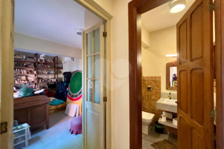 Casa à venda com 4 quartos, sendo 1 suíte, em Lagoa, Rio de Janeiro, RJ