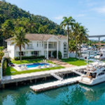Casa com 5 dormitórios à venda, 900 m² por R$ 15.200.000,00 - Cidade Jardim Tom - Guarujá/SP