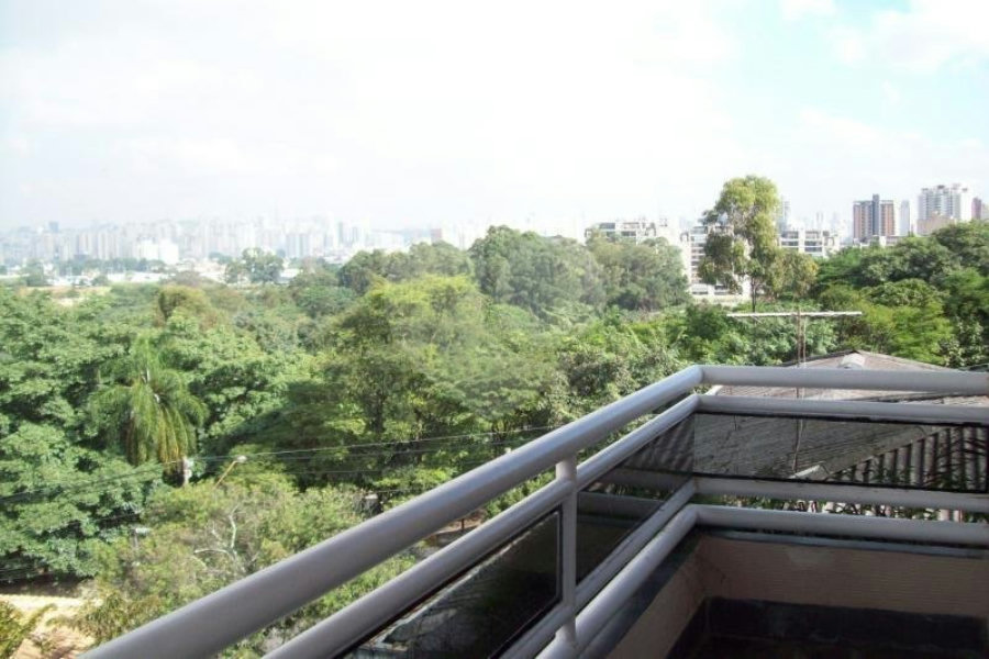 Sobrado à venda com 5 quartos, sendo 2 suítes, em Jardim São Bento, São Paulo, SP