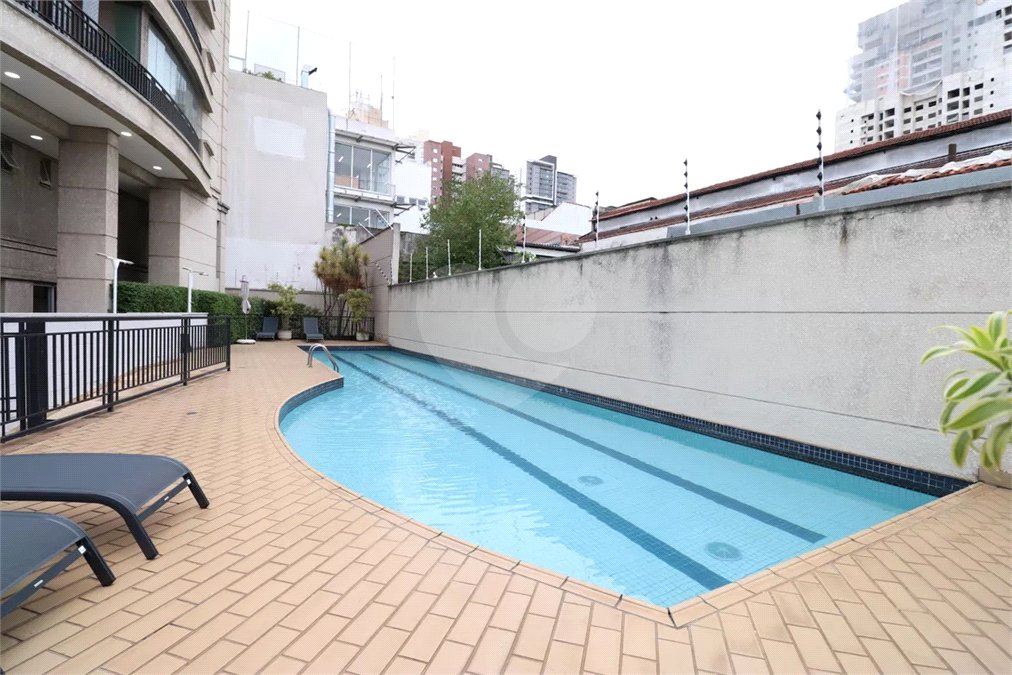 Cobertura à venda com 2 suítes em Água Branca, São Paulo, SP