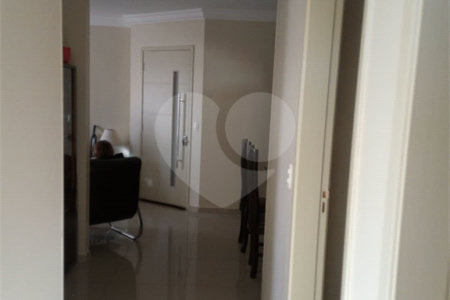 Apartamento à venda com 3 quartos, sendo 1 suíte,  em Saúde, São Paulo, SP
