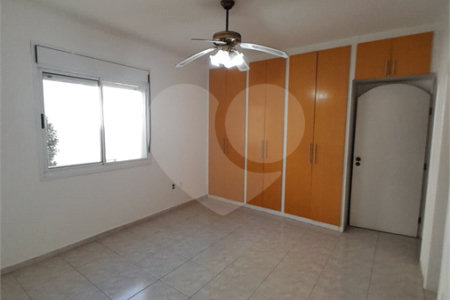 Casa à venda com 5 quartos, sendo 3 suítes,  no condomínio Estância Marambaia, Vinhedo - SP