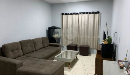 Sobrado à venda com 3 quartos, sendo 1 suíte,  em Jardim Esmeralda, São Paulo, SP