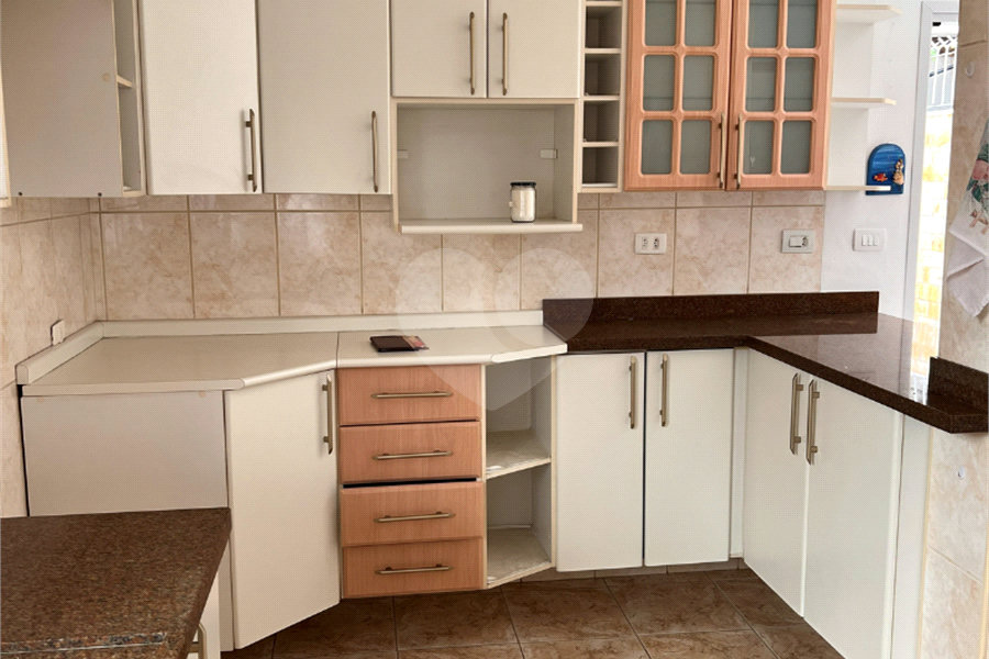 Sobrado à venda com 3 quartos, sendo 1 suíte, em City Recanto Anastácio, São Paulo, SP