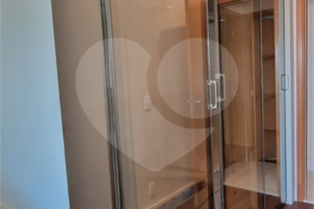 Apartamento à venda com 3 suítes em Santa Teresinha, São Paulo, SP