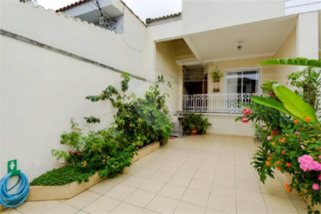 Casa à venda com 3 quartos, sendo 1 suíte, em Parque Continental I, Guarulhos, SP