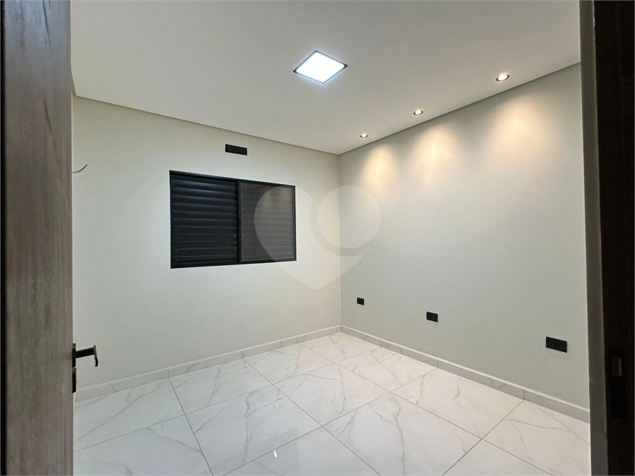 Casa à venda com 3 quartos, sendo 1 suíte, no condomínio Residencial Villagio Wanel, Sorocaba - SP