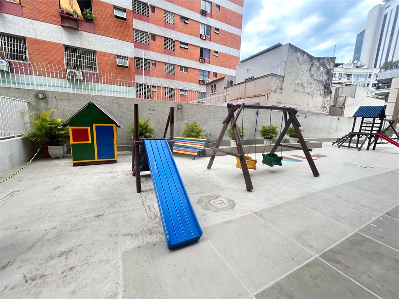 Apartamento à venda com 2 quartos, sendo 1 suíte, em Botafogo, Rio de Janeiro, RJ