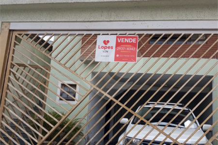 Casa à venda com 3 quartos, sendo 1 suíte, em Vila Nivi, São Paulo, SP