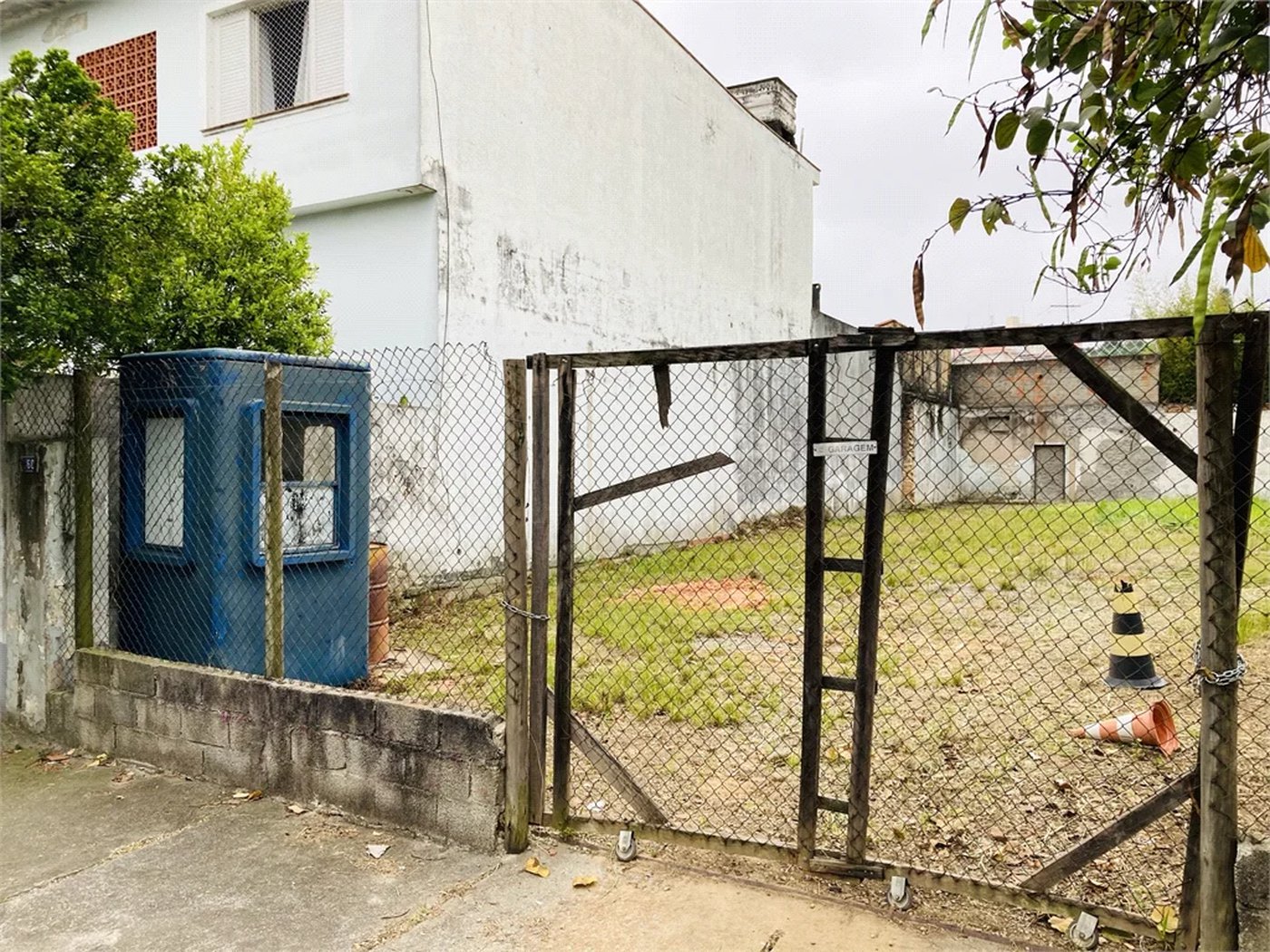 Terreno à venda em Jardim Esmeralda, São Paulo, SP