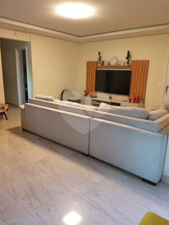 Apartamento à venda com 3 quartos, sendo 2 suítes,  em Loteamento Mogilar, Mogi das Cruzes, SP