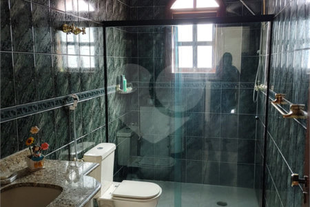 Casa à venda com 4 quartos, sendo 2 suítes, em Parque dos Príncipes, São Paulo, SP