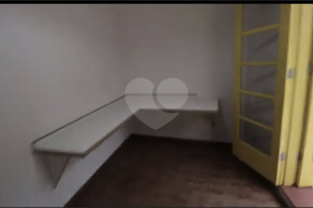 Sobrado à venda com 3 quartos em Jardim Bonfiglioli, São Paulo, SP