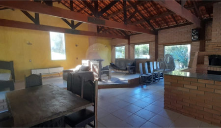 Casa à venda com 3 quartos, sendo 1 suíte,  em Roseira, Mairiporã, SP