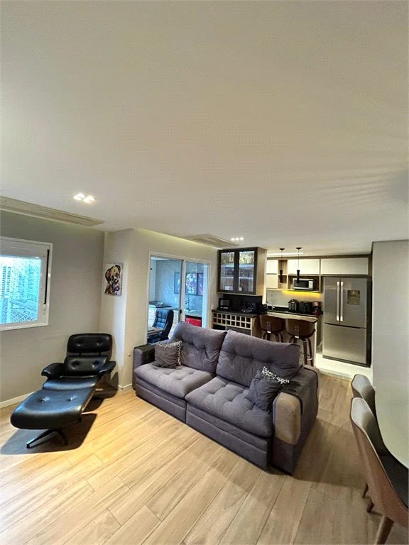 Apartamento à venda com 2 quartos, sendo 1 suíte, em Parque Reboucas, São Paulo, SP