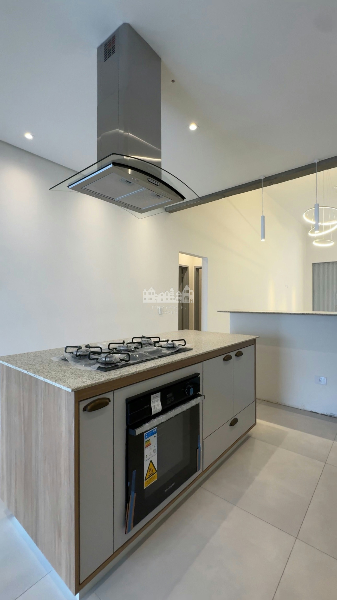 Casa térrea à venda com 3 suítes, em Nova Gardênia, Atibaia - SP