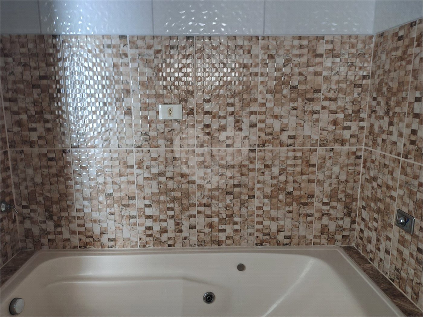 Casa à venda com 3 quartos, sendo 2 suítes, em Jardim Josane, Sorocaba, SP