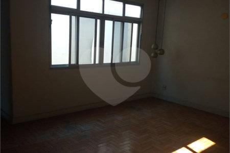 Casa à venda com 3 quartos em Vila Romana, São Paulo, SP