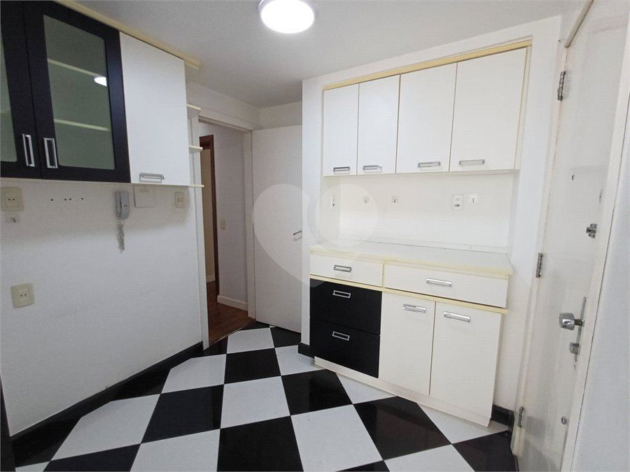 Apartamento à venda com 4 quartos, sendo 1 suíte, em Tijuca, Rio de Janeiro, RJ