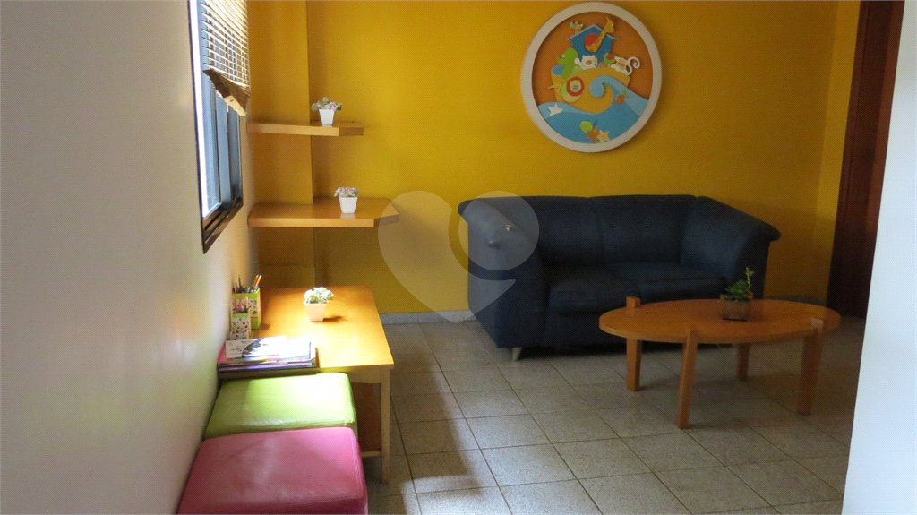 Apartamento à venda com 4 quartos, sendo 2 suítes,  em Cambuí, Campinas, SP