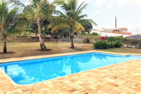 Casa à venda ou para alugar com 5 quartos, sendo 4 suítes, no condomínio Moradas São Luiz, Salto - SP