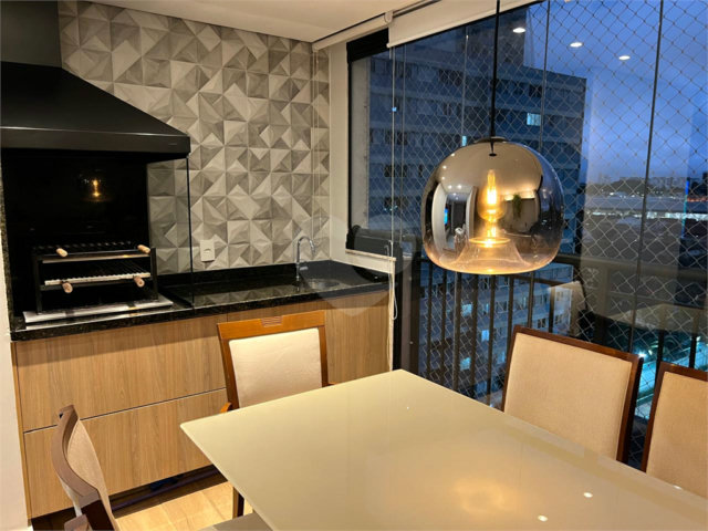 Apartamento à venda com 2 quartos, sendo 1 suíte,  em Santo Amaro, São Paulo, SP