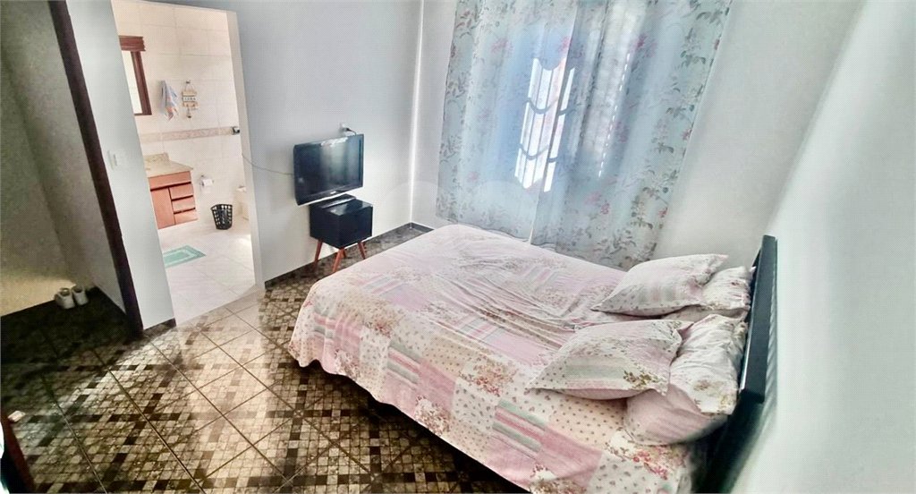 Sobrado à venda com 3 quartos, sendo 1 suíte, em Vila Nova Cachoeirinha, São Paulo, SP