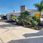 Casa com 3 quartos à venda em Mexilhoeira Grande, Portimão, Portugal – Piscina