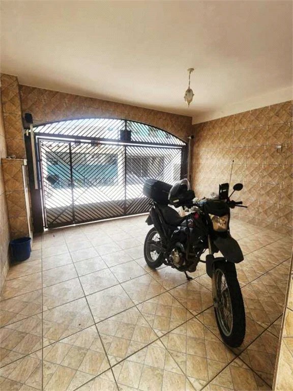 Sobrado à venda com 3 quartos, sendo 1 suíte, em Jardim das Vertentes, São Paulo, SP