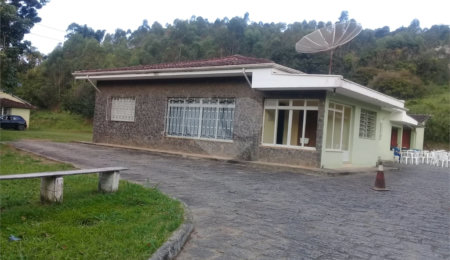 Casa à venda com 4 quartos, sendo 1 suíte,  em Rio Acima, Mairiporã, SP
