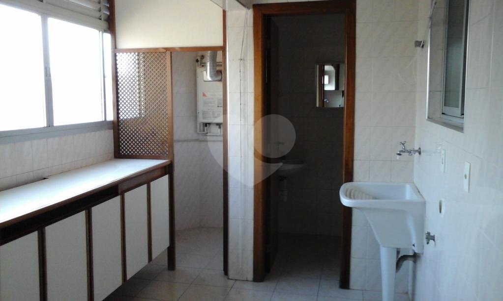 Apartamento à venda com 3 quartos, sendo 1 suíte, em Vila Anglo Brasileira, São Paulo, SP