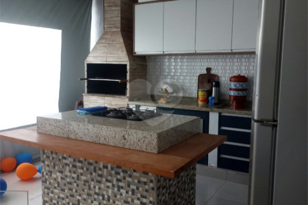 Casa à venda com 2 quartos no condomínio Silvino Manoel dos Santos, Itapetininga - SP