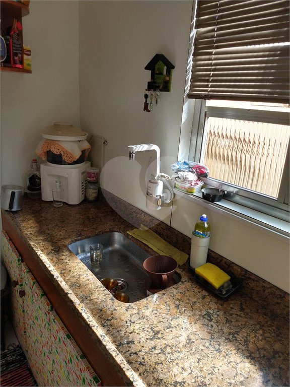 Sobrado à venda com 3 quartos em Jardim Regina, São Paulo, SP