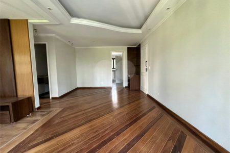 Apartamento à venda com 2 suítes em Vila Andrade, São Paulo, SP