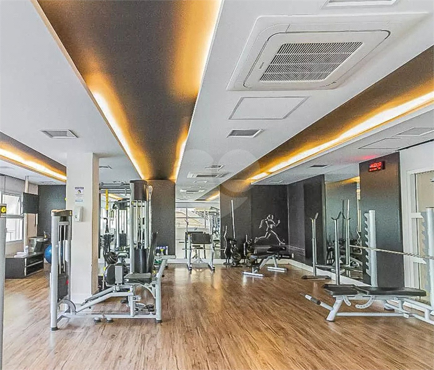 Apartamento à venda com 3 quartos, sendo 1 suíte, em Vila Anastácio, São Paulo, SP