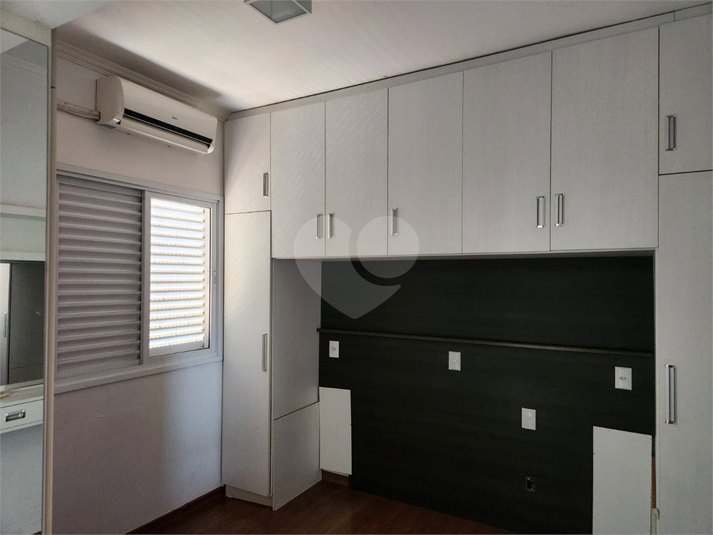 Apartamento à venda com 3 quartos, sendo 1 suíte, em Jardim dos Manacás, Araraquara, SP